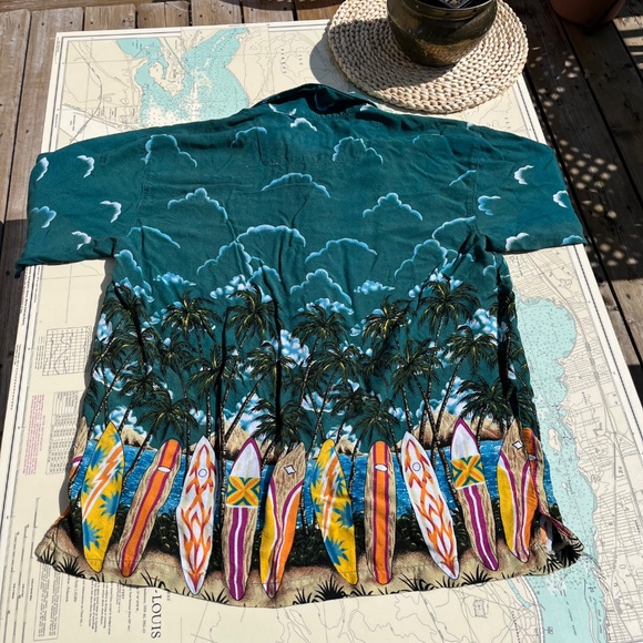Vinage Bermuda Cruz Hawaiian Surf Shirt - Picture 4 of 5